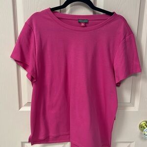Women’s size, extra large, hot pink nwt t shirt